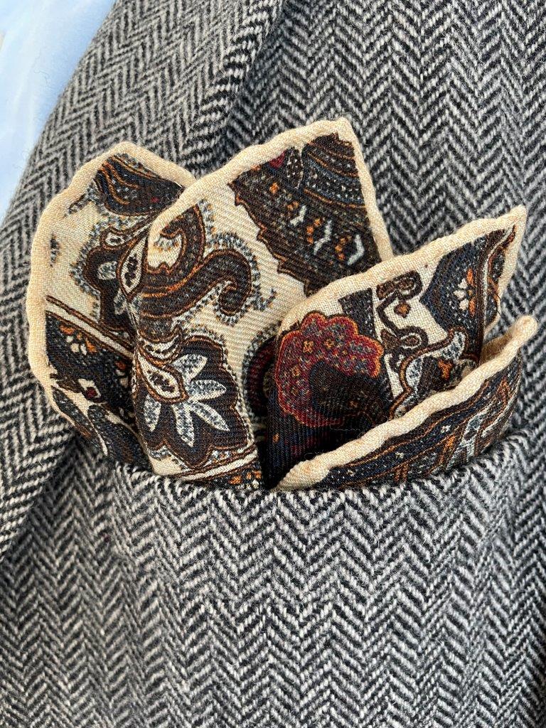 hemley-einstecktuch-wolle-paisley-ecru-blau-braun image 1