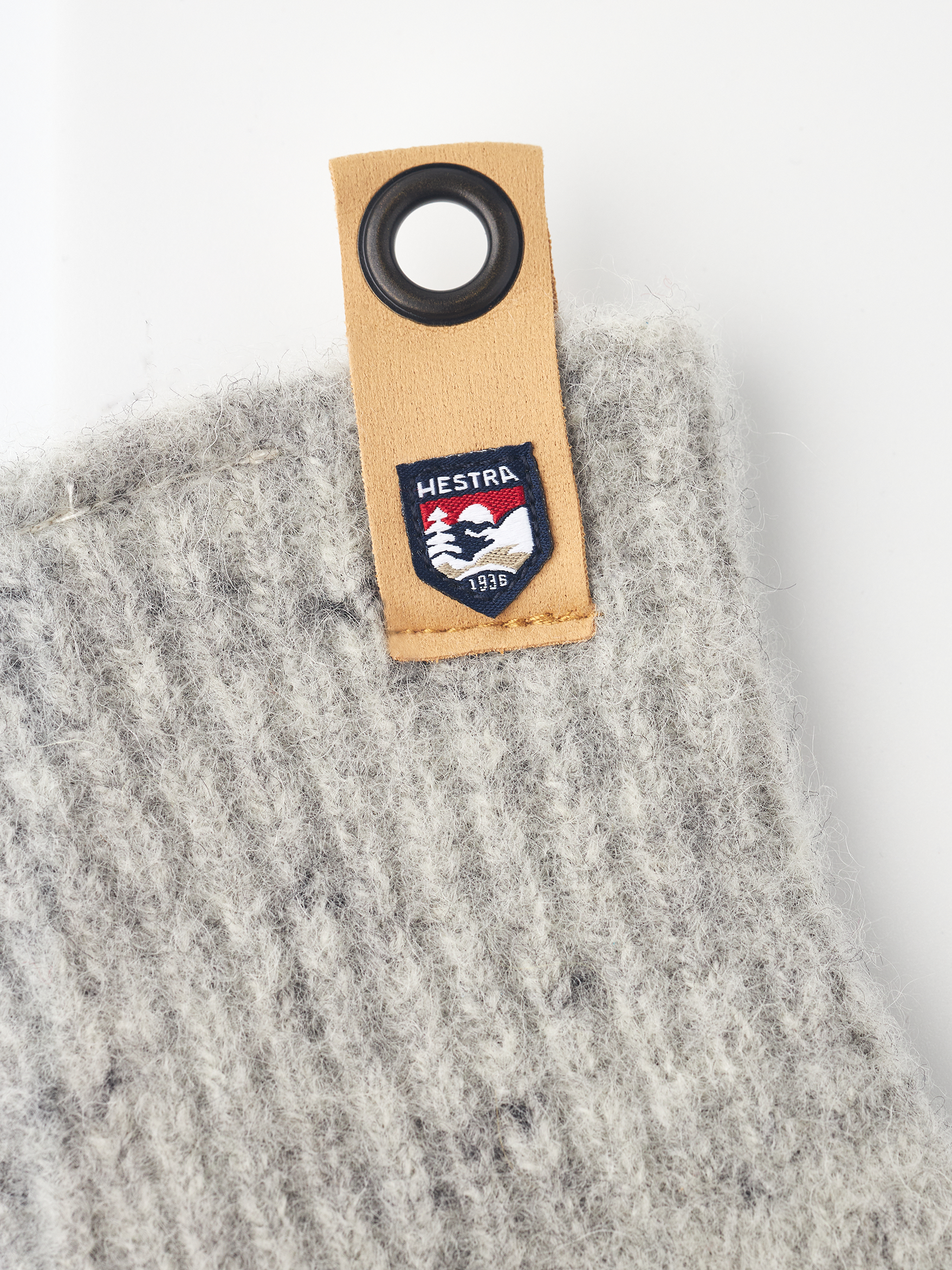 hestra-wool-expedition-3-finger-handschuh-aus-walkwolle-liner image 4