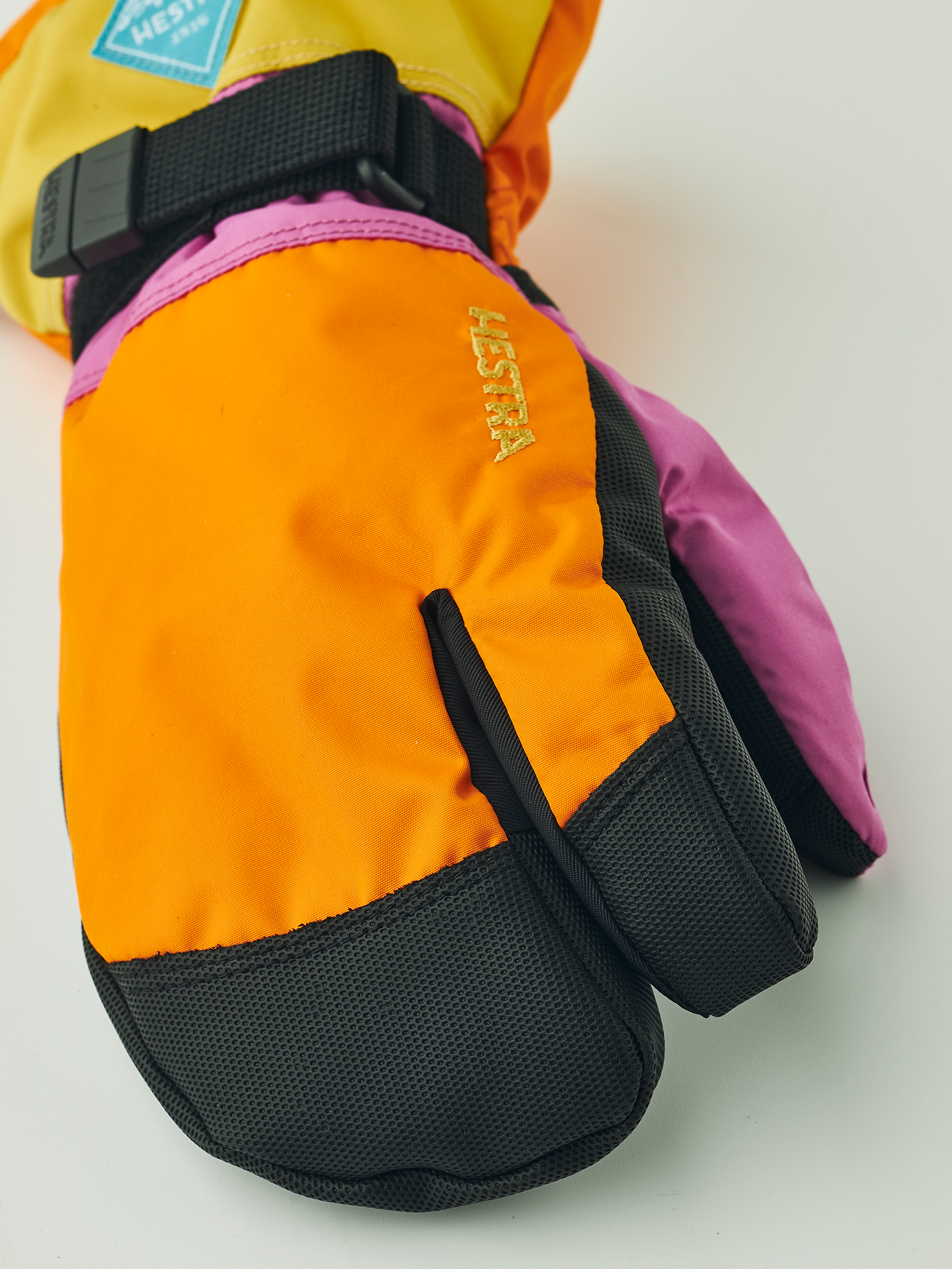 hestra-gauntlet-czone-jr-3-finger-wasserdichter-kinder-skihandschuh-mit-czone-me image 2