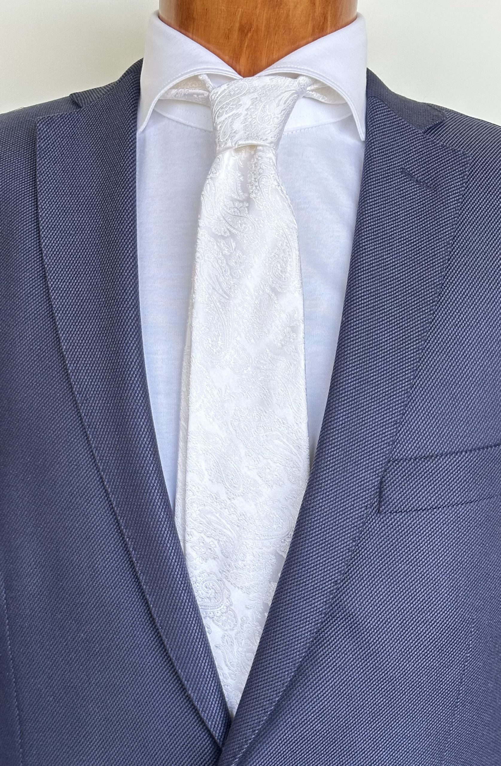 ascot-seidenkrawatte-wei-paisley-jacquard-7-8-cm-x-150-cm image 1