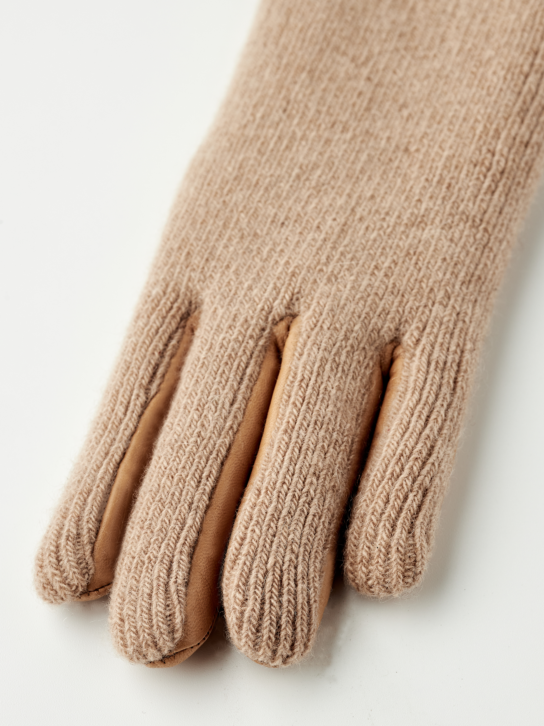 hestra-samantha-damenhandschuh-kaschmir-hirschleder-mit-touchfunktion image 4