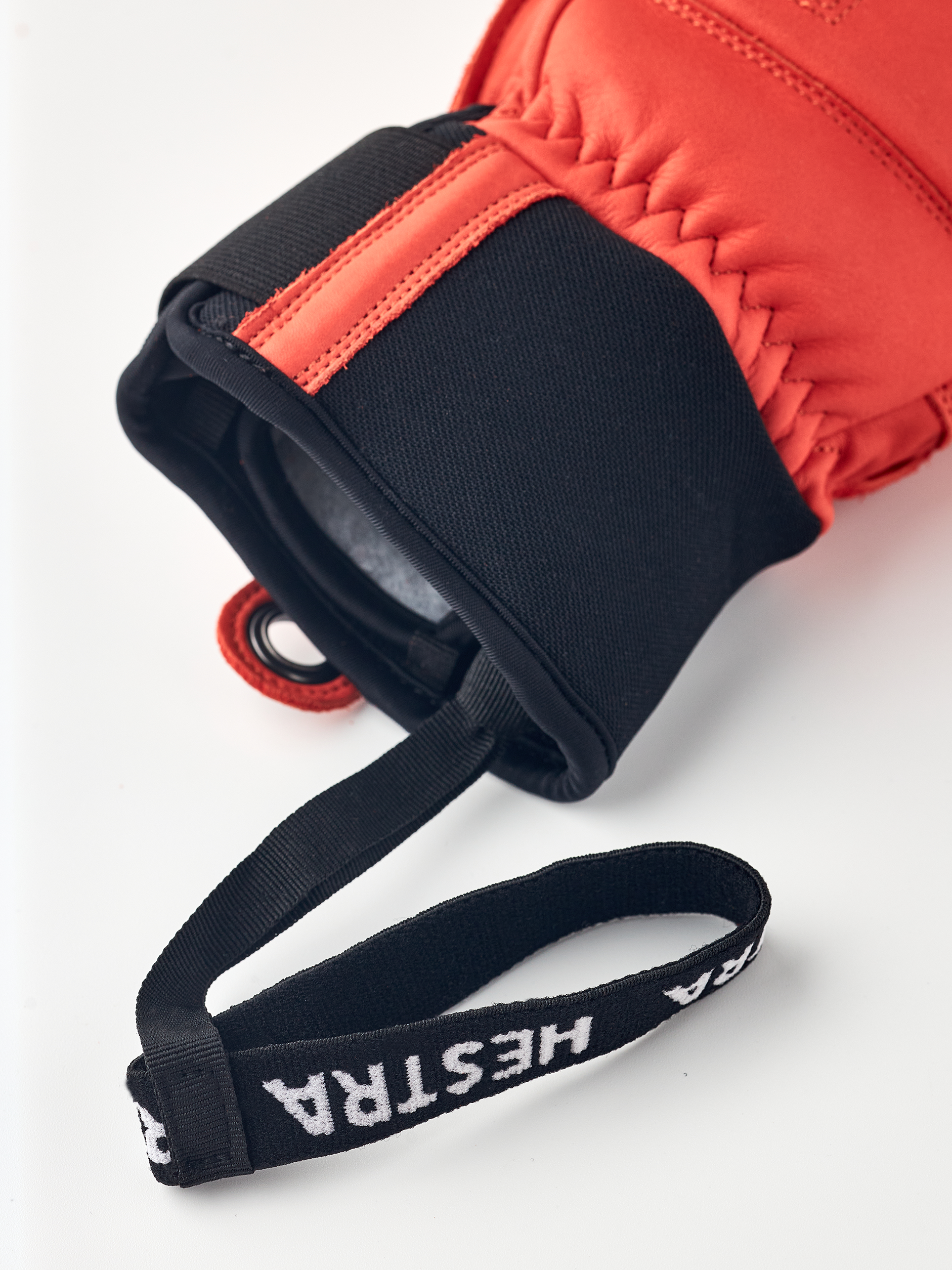 hestra-fall-line-mitt-fausthandschuh-neoprenb-ndchen image 6