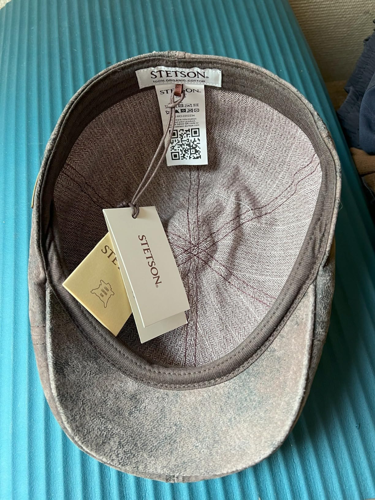 Leder top, Größe schwierig