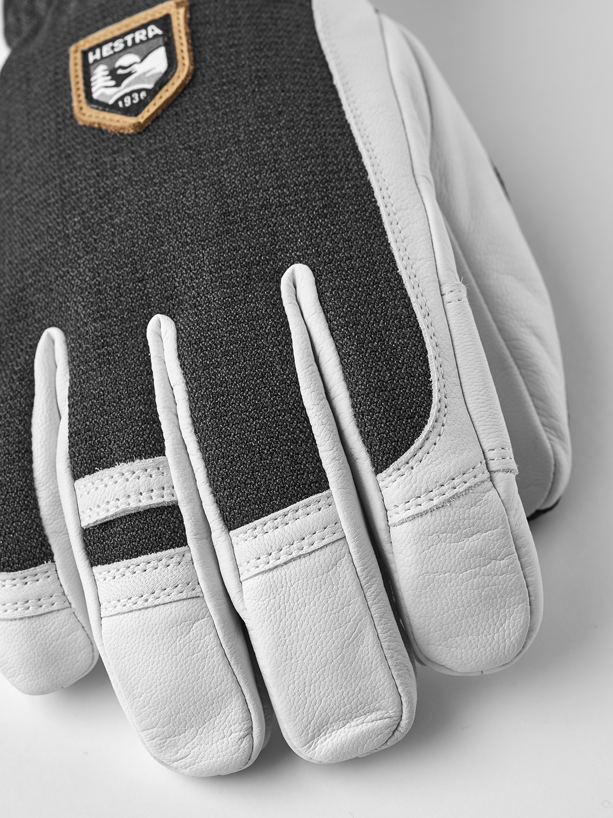 hestra-army-leather-patrol-warmer-5-finger-handschuh-softshell image 2