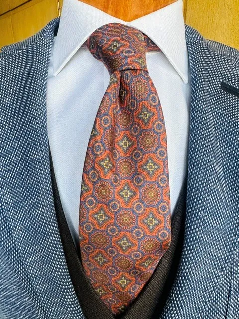ascot-seidenkrawatte-printed-medaillon-orange-blue-gold-7-8-cm image 1