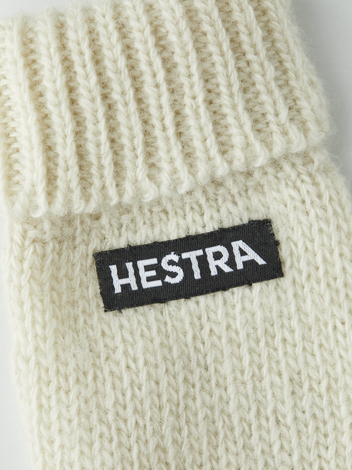 hestra-pancho-baby-f-ustling-woll-cashmere-liner-60541-020 image 3
