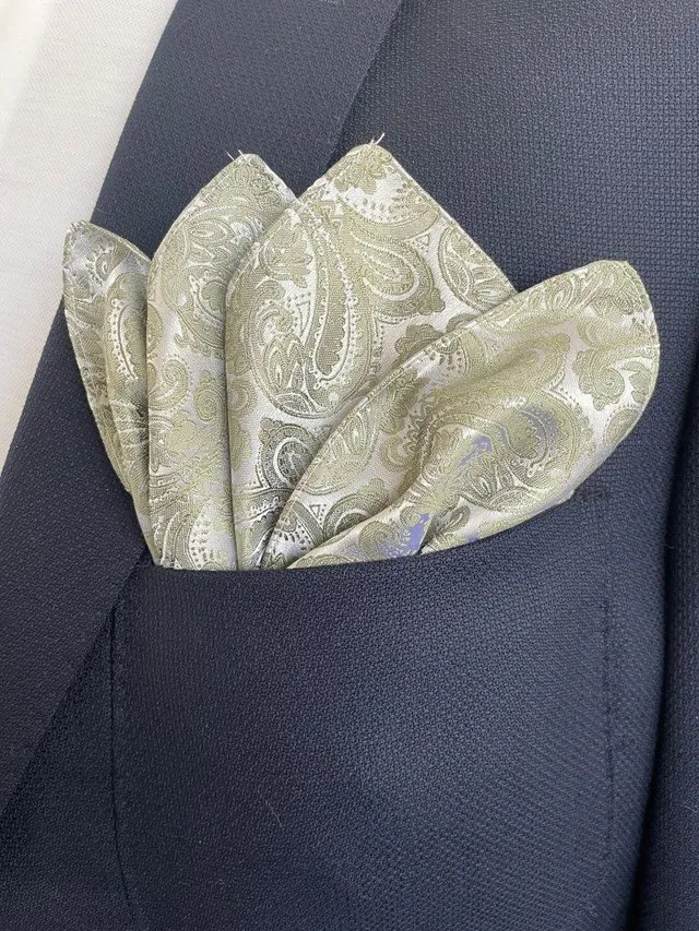hemley-ziertuch-seide-paisley-gr-n-30-x-30-cm image 1