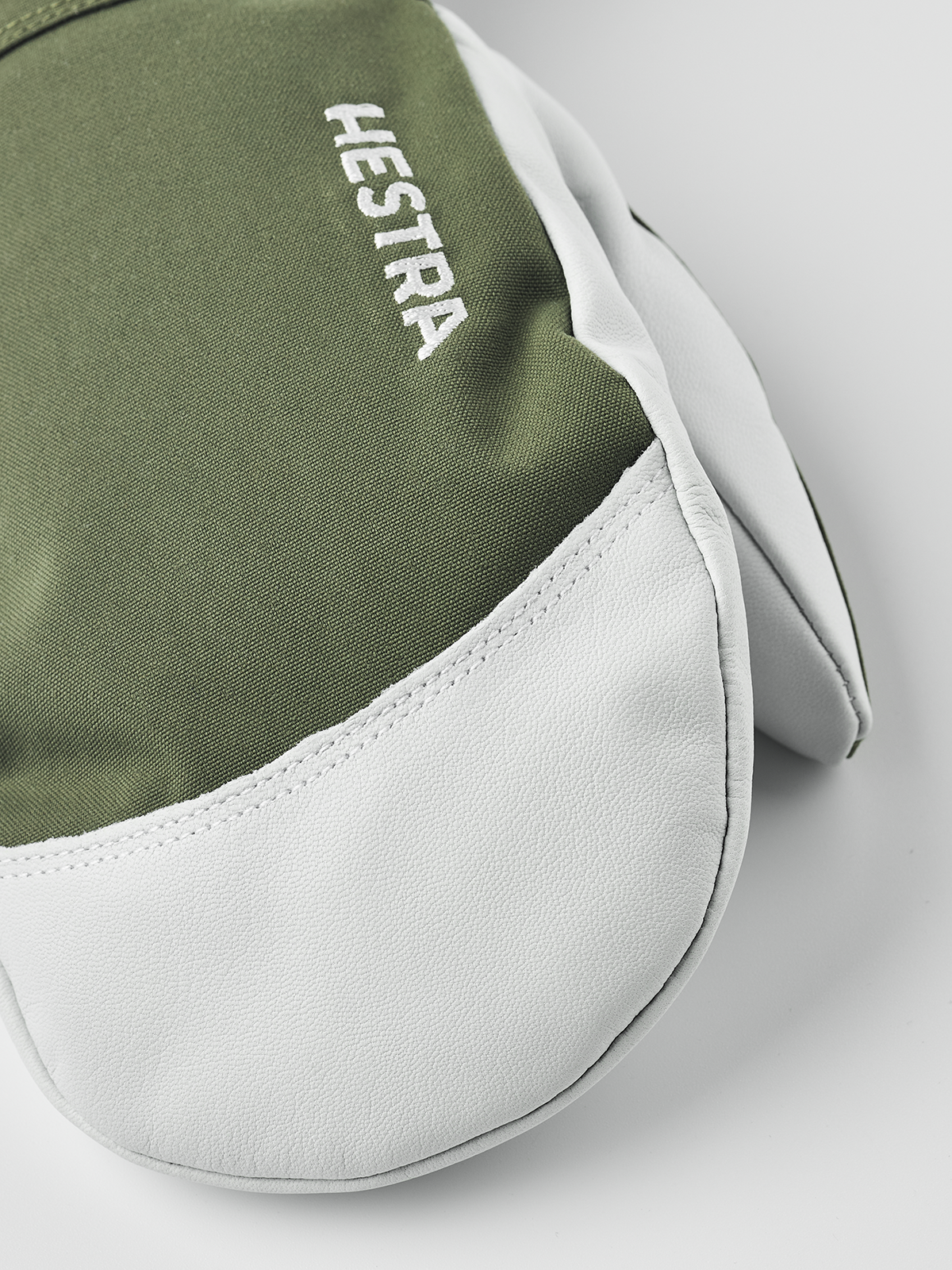 hestra-army-leather-heli-ski-f-ustling-30571-870-ziegenleder-extreme-w-rme image 2